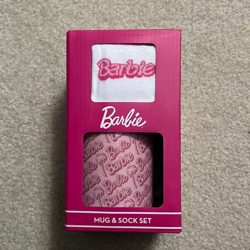 Barbie mug and sock set